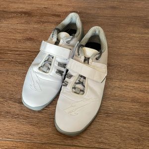 Velaasa Strake weightlifting shoes